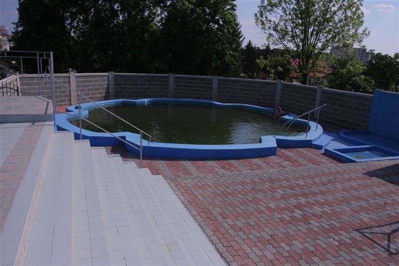 Piscina termală a hotelului